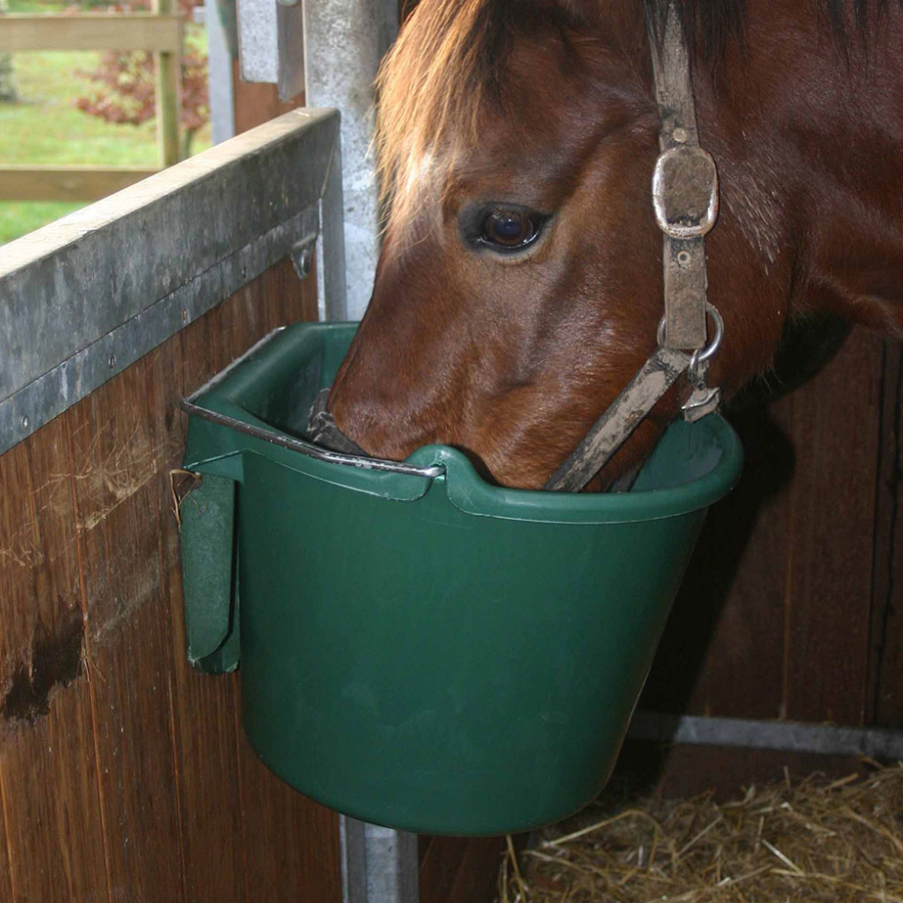 Spainis ar plakanu malu, uzkarināms, 20 litri